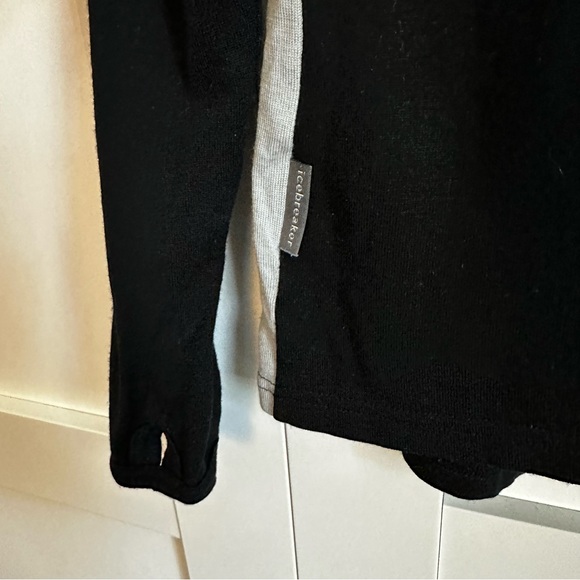 Icebreaker Antarctica 100% Merino Wool Black Quarter Zip, Size Small - Picture 5 of 7